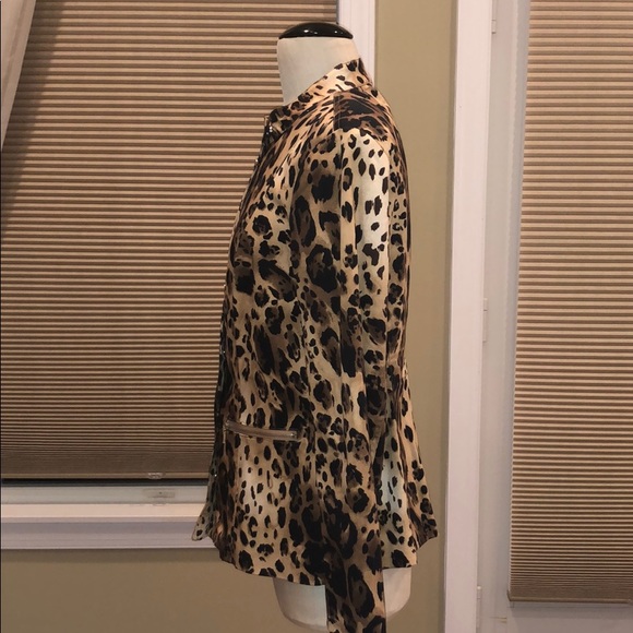 Andre Oliver Leopard Print Jacket - Picture 3 of 7